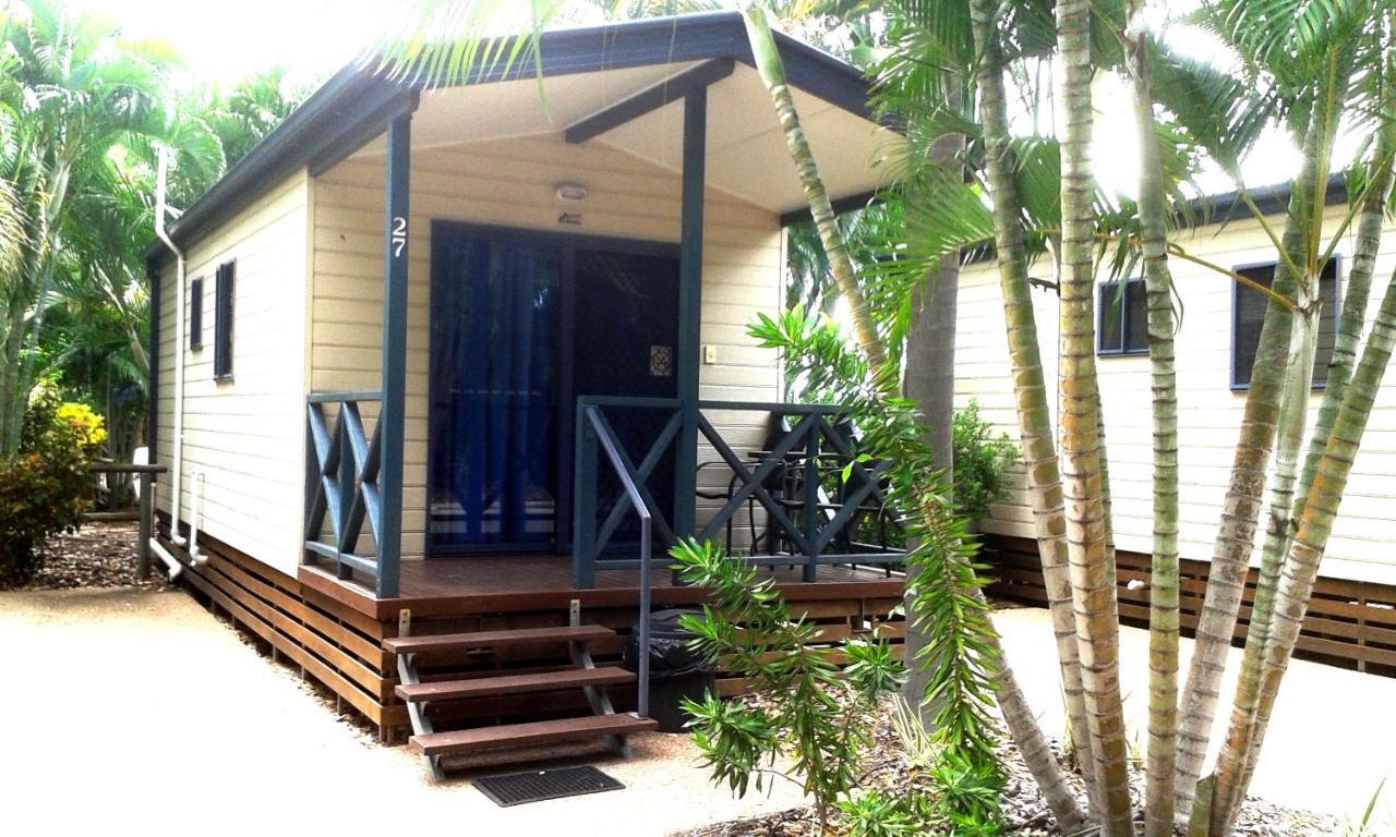 Coral Coast Tourist Park Hotel ทาวน์วิล ภายนอก รูปภาพ